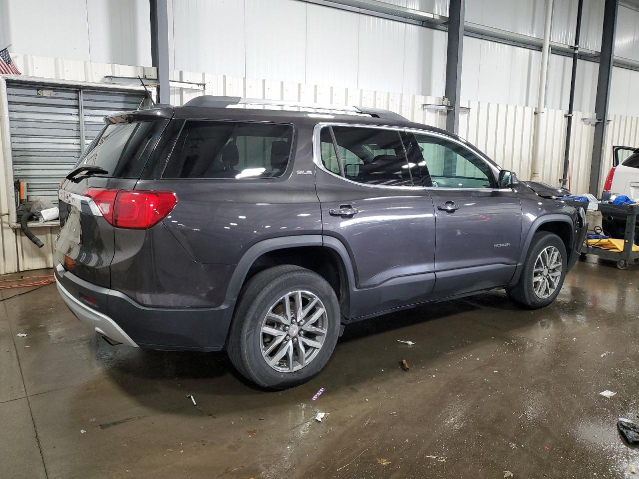 2018 GMC Acadia - Image 3