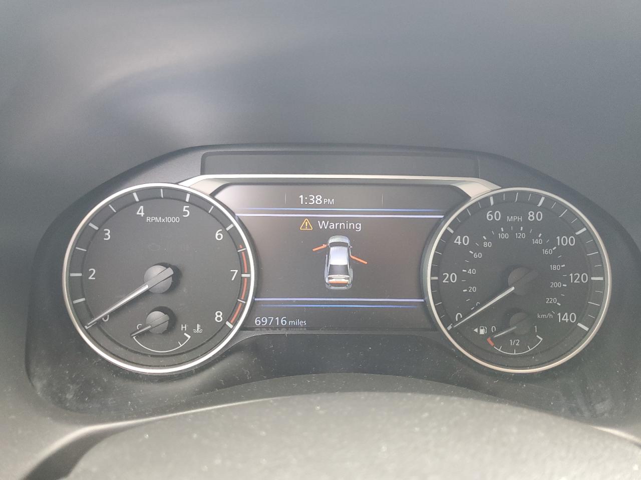 2020 Nissan Altima - Image 9
