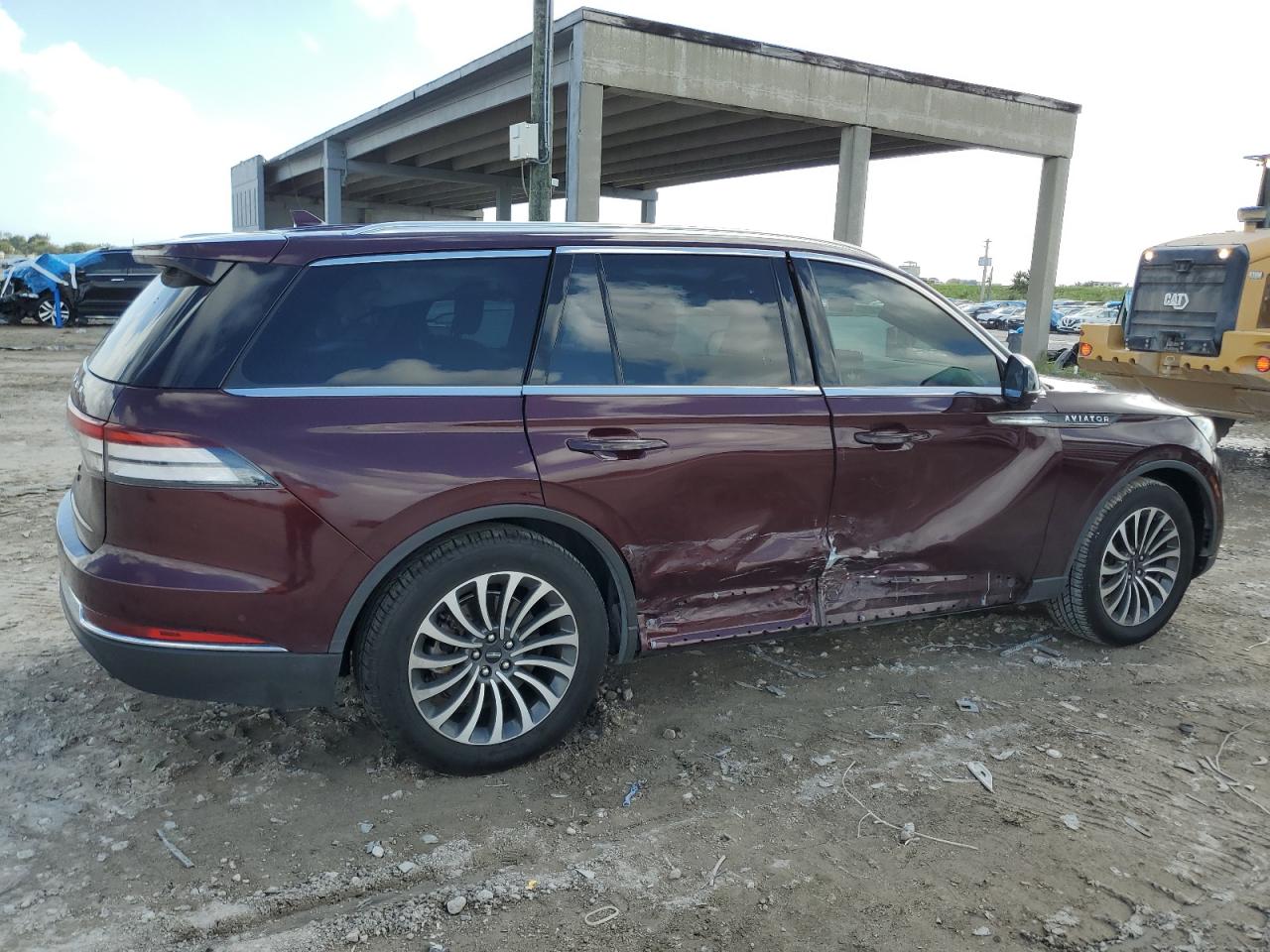 2020 Lincoln Aviator - Image 3