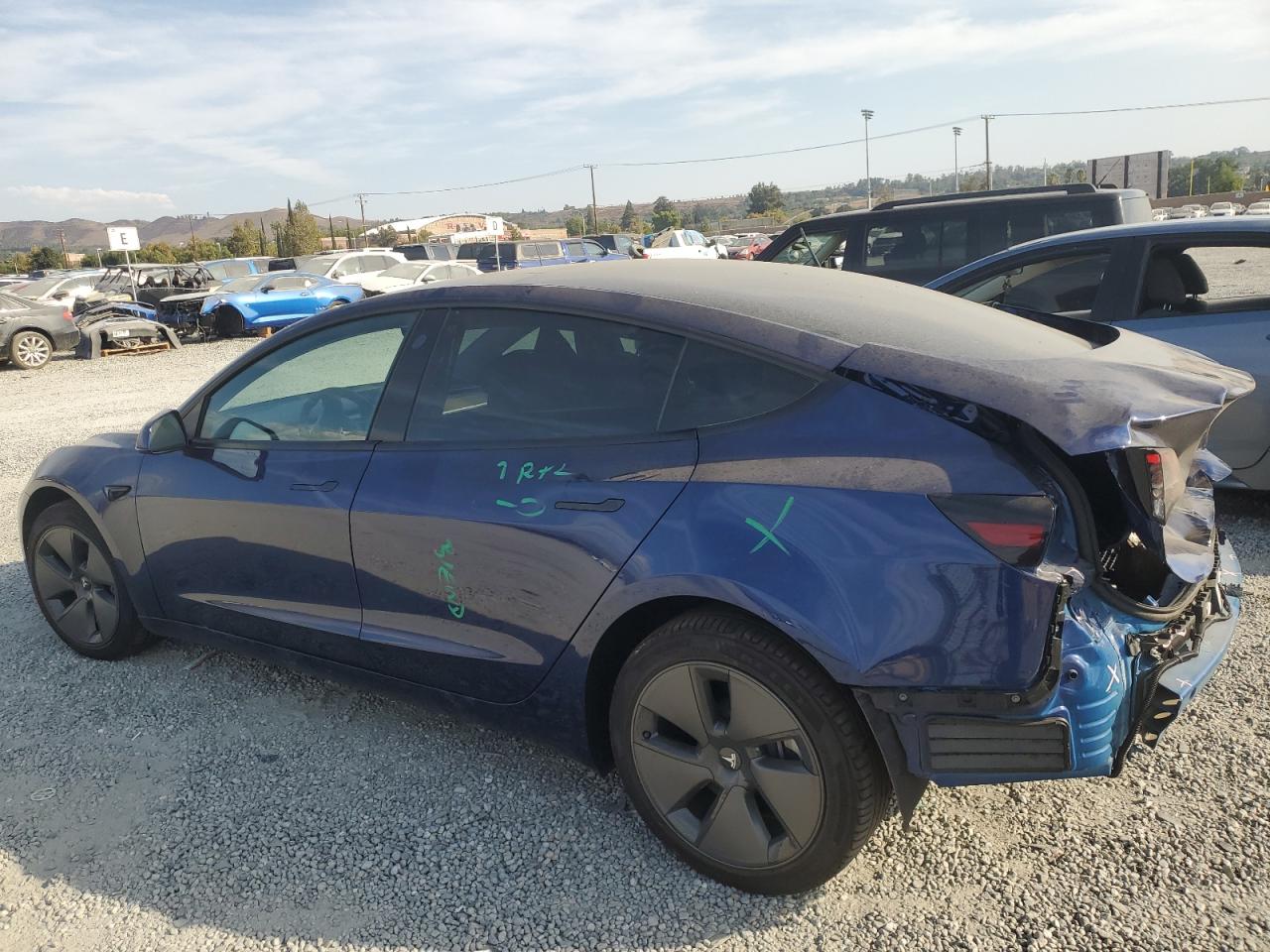 5YJ3E1EA8PF682854 2023 TESLA MODEL 3 - Image 2