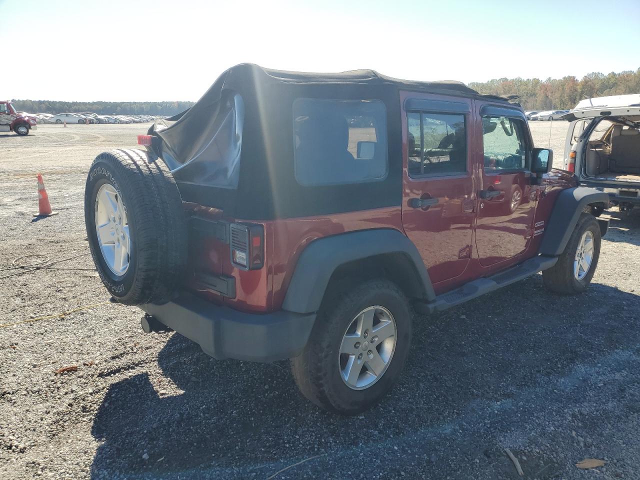 2013 Jeep Wrangler - Image 3