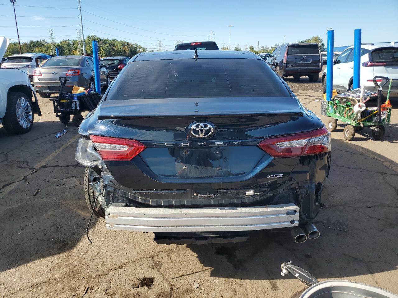 4T1B61HK2JU660274 2018 Toyota Camry Xse