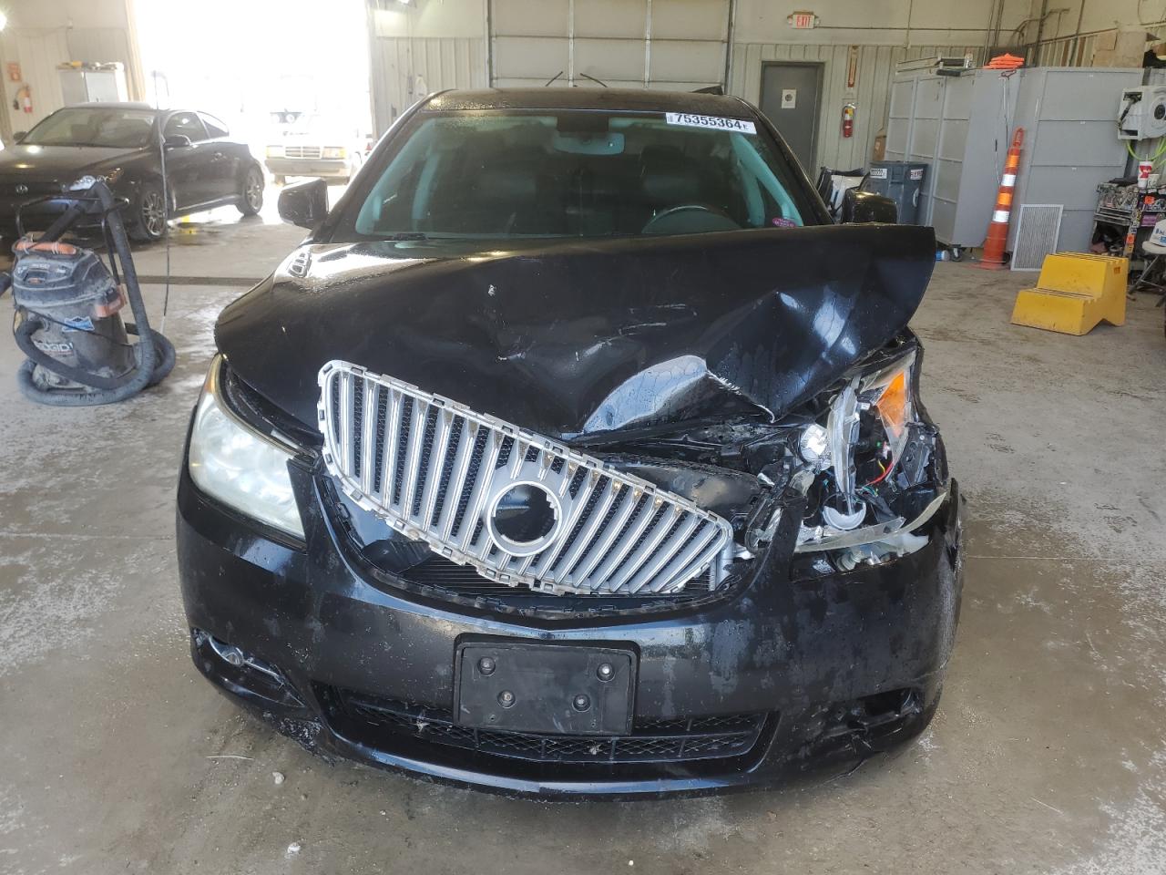 2010 Buick LaCrosse - Image 5