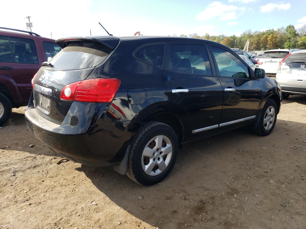 2011 Nissan Rogue - Image 3