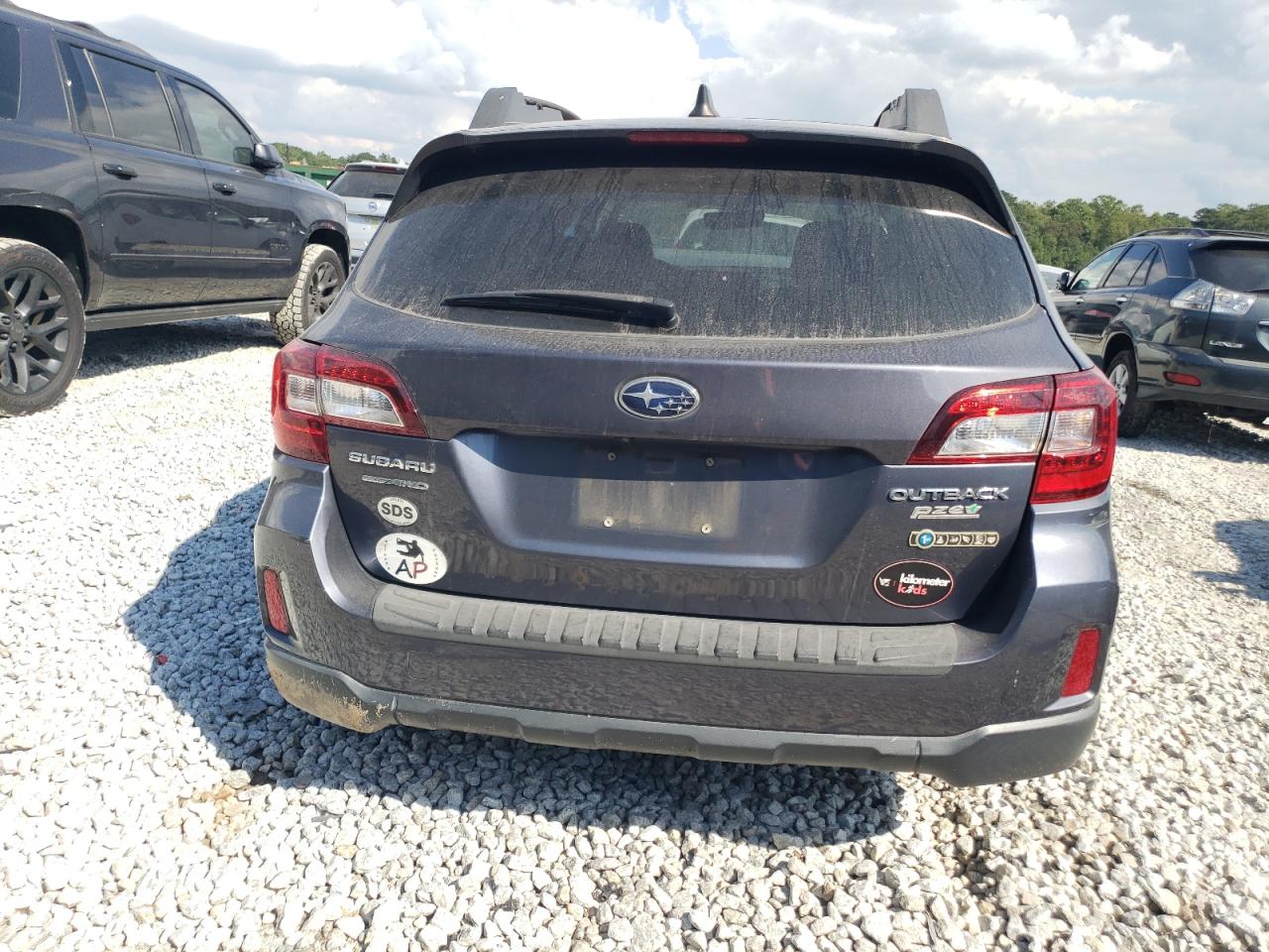 4S4BSAFC8H3276250 2017 Subaru Outback 2.5I Premium