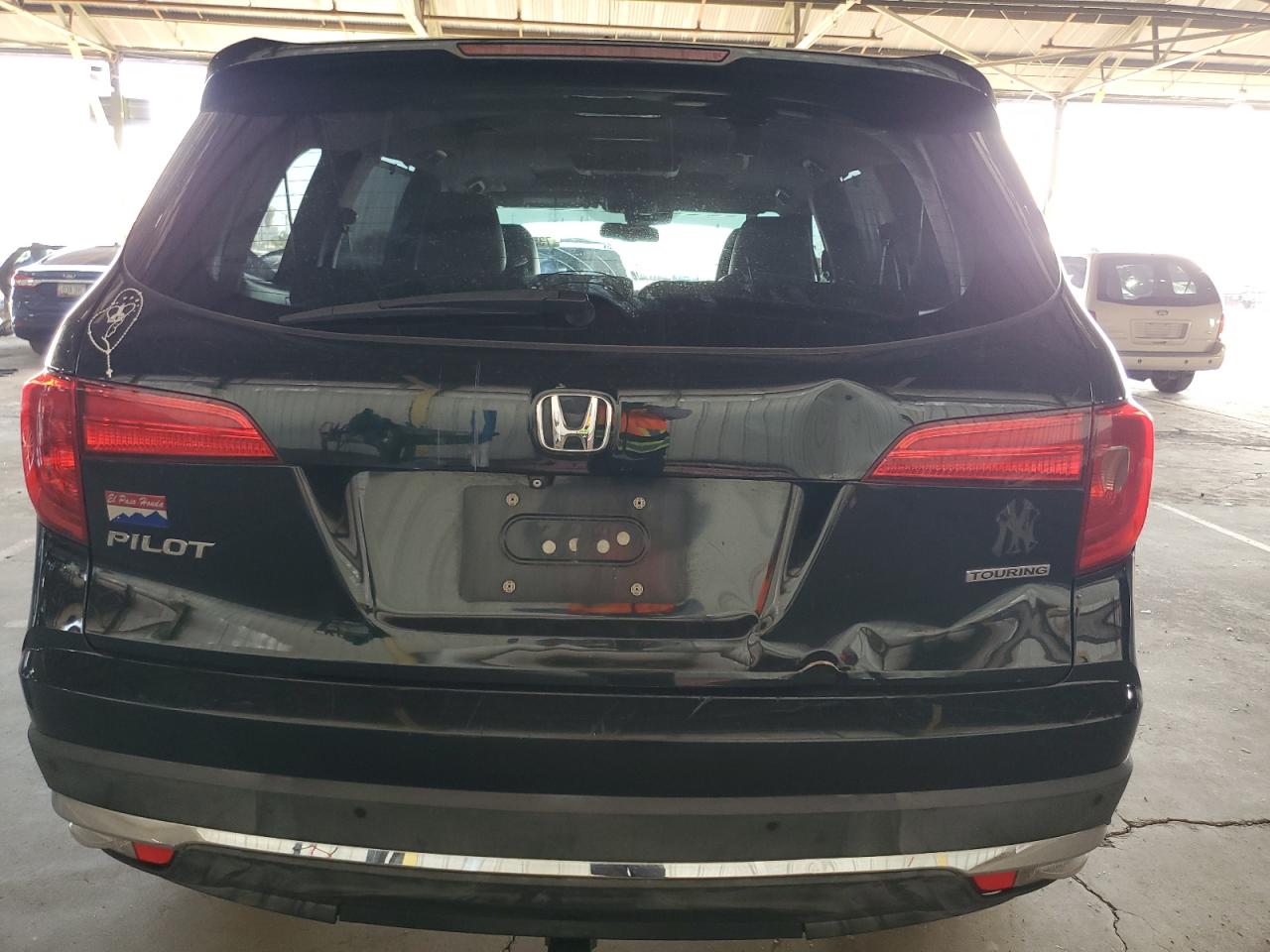 5FNYF5H96GB001991 2016 Honda Pilot Touring