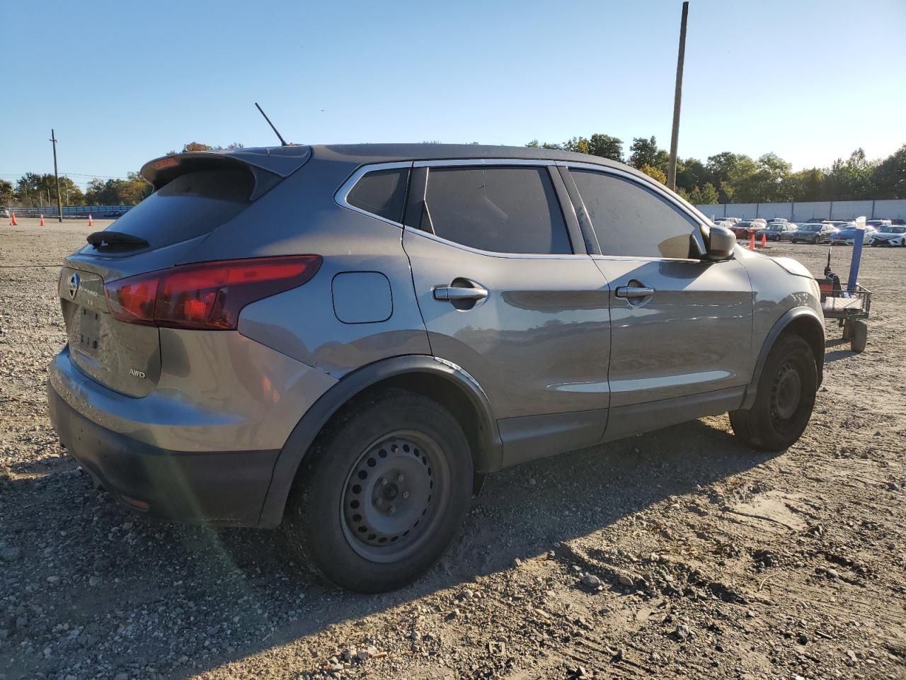 2019 Nissan Rogue - Image 3
