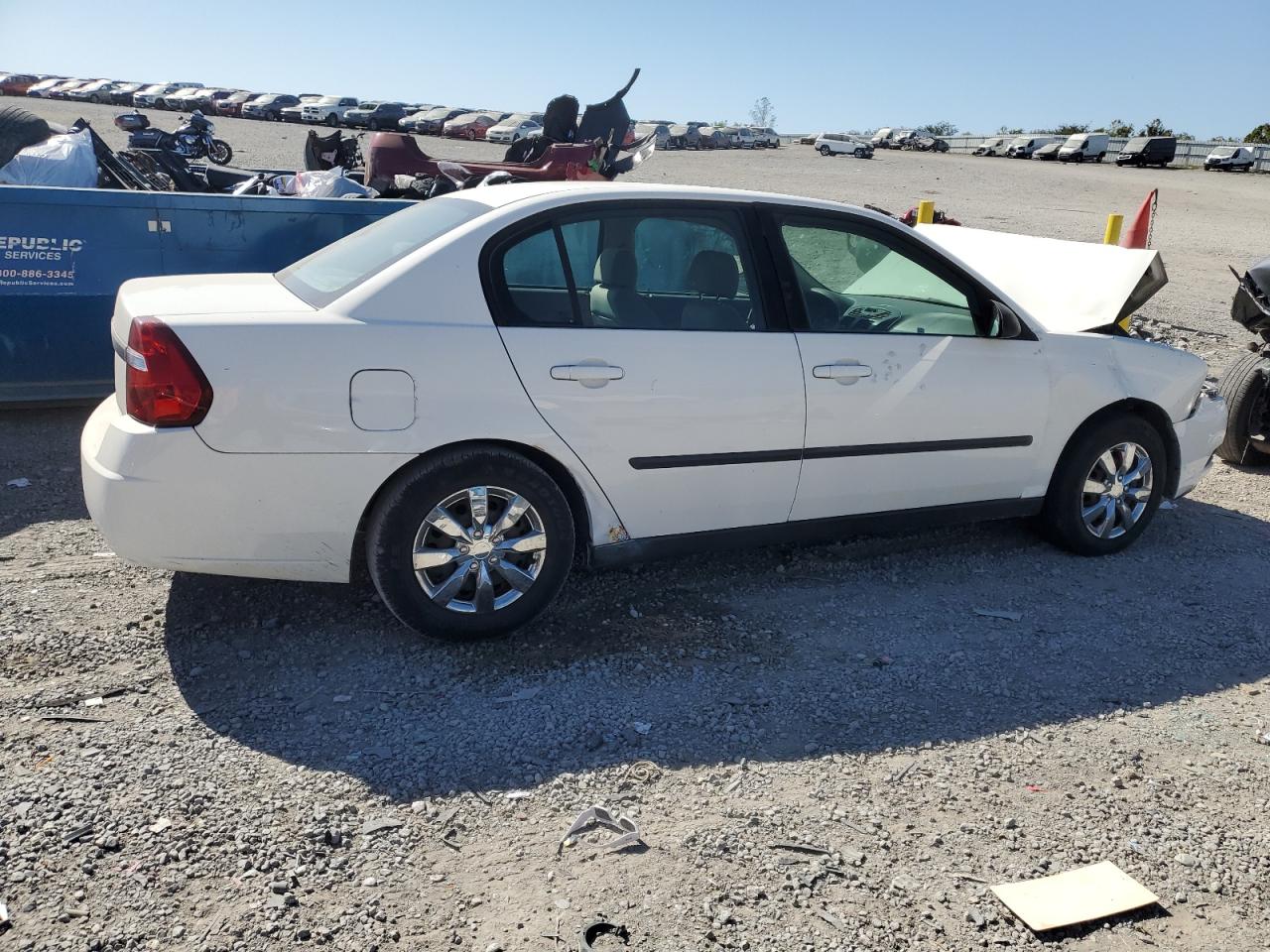 2005 Chevrolet Malibu - Image 3