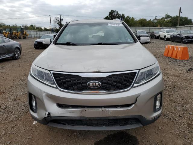  KIA SORENTO 2015 Бежевый