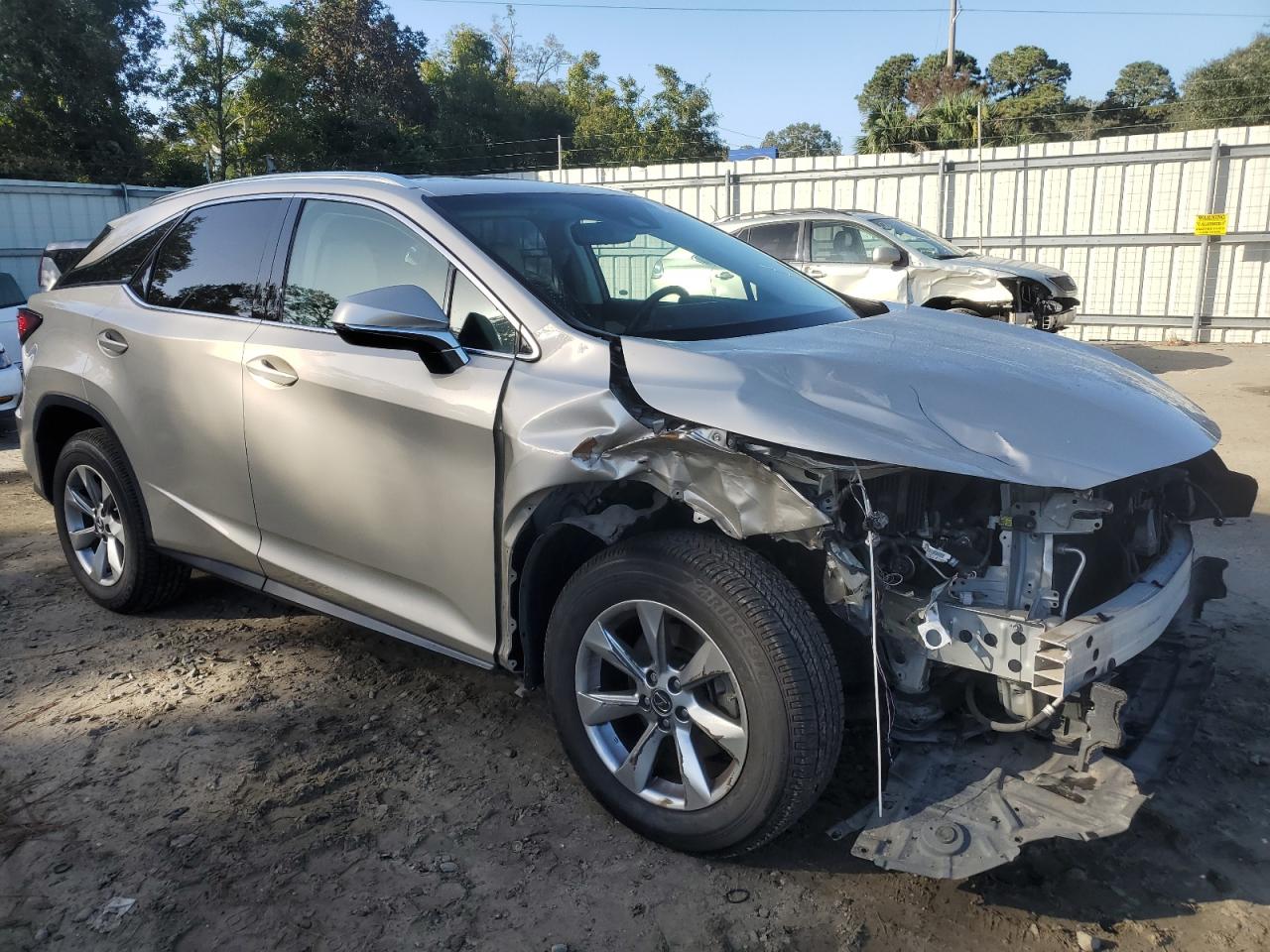 2019 Lexus RX - Image 4