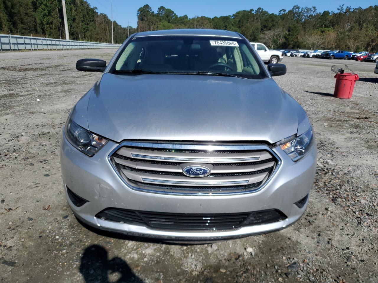 2015 Ford Taurus - Image 5