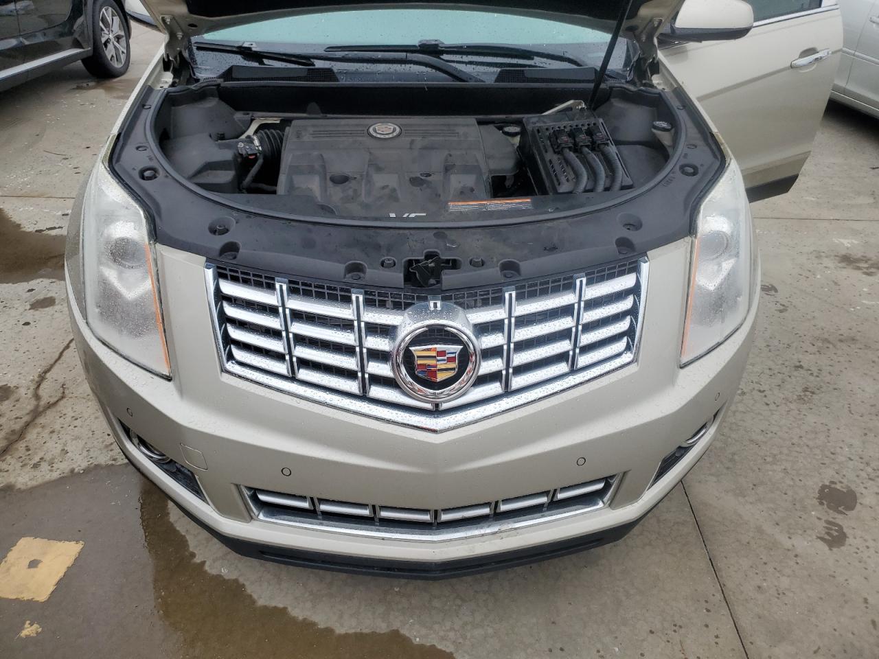 2015 Cadillac Srx Performance Collection VIN: 3GYFNCE30FS594617 Lot: 74858334