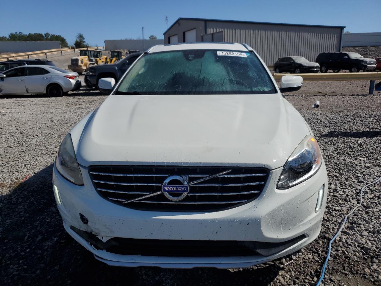 2017 Volvo XC60 - Image 5