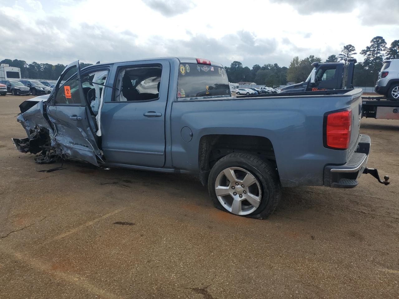 2016 Chevrolet Silverado - Image 2