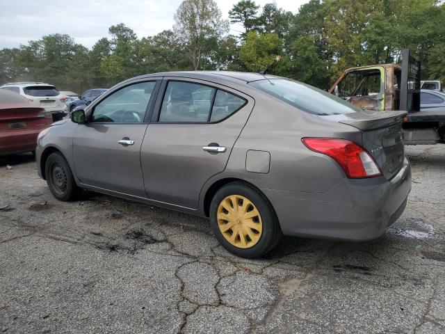  NISSAN VERSA 2017 Szary