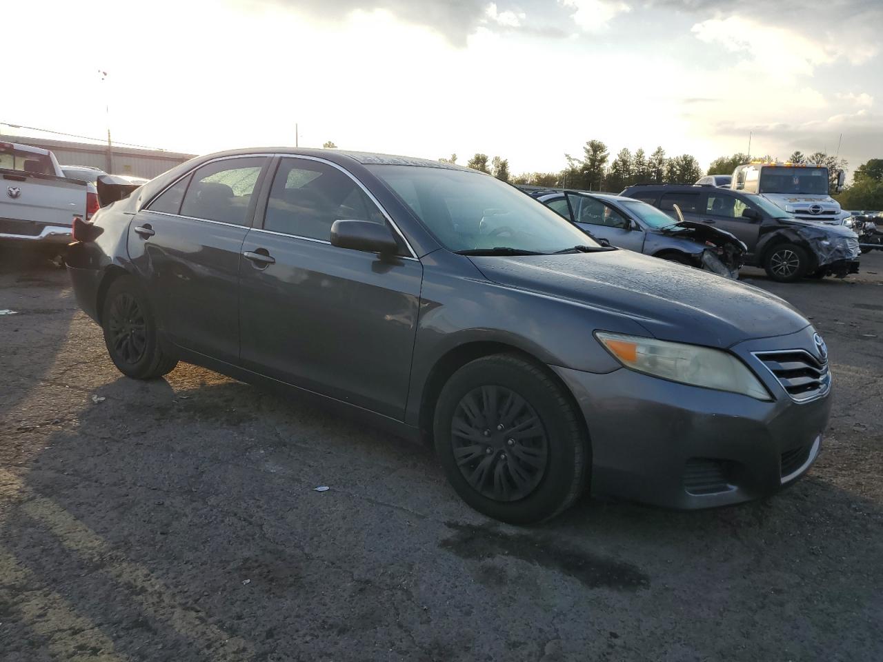 2010 Toyota Camry - Image 4
