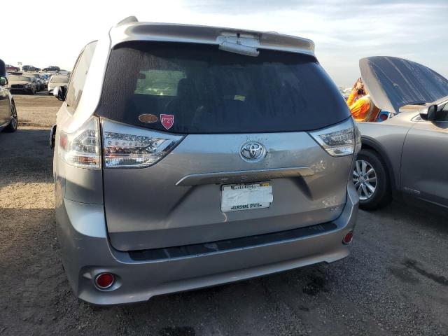  TOYOTA SIENNA 2013 Silver