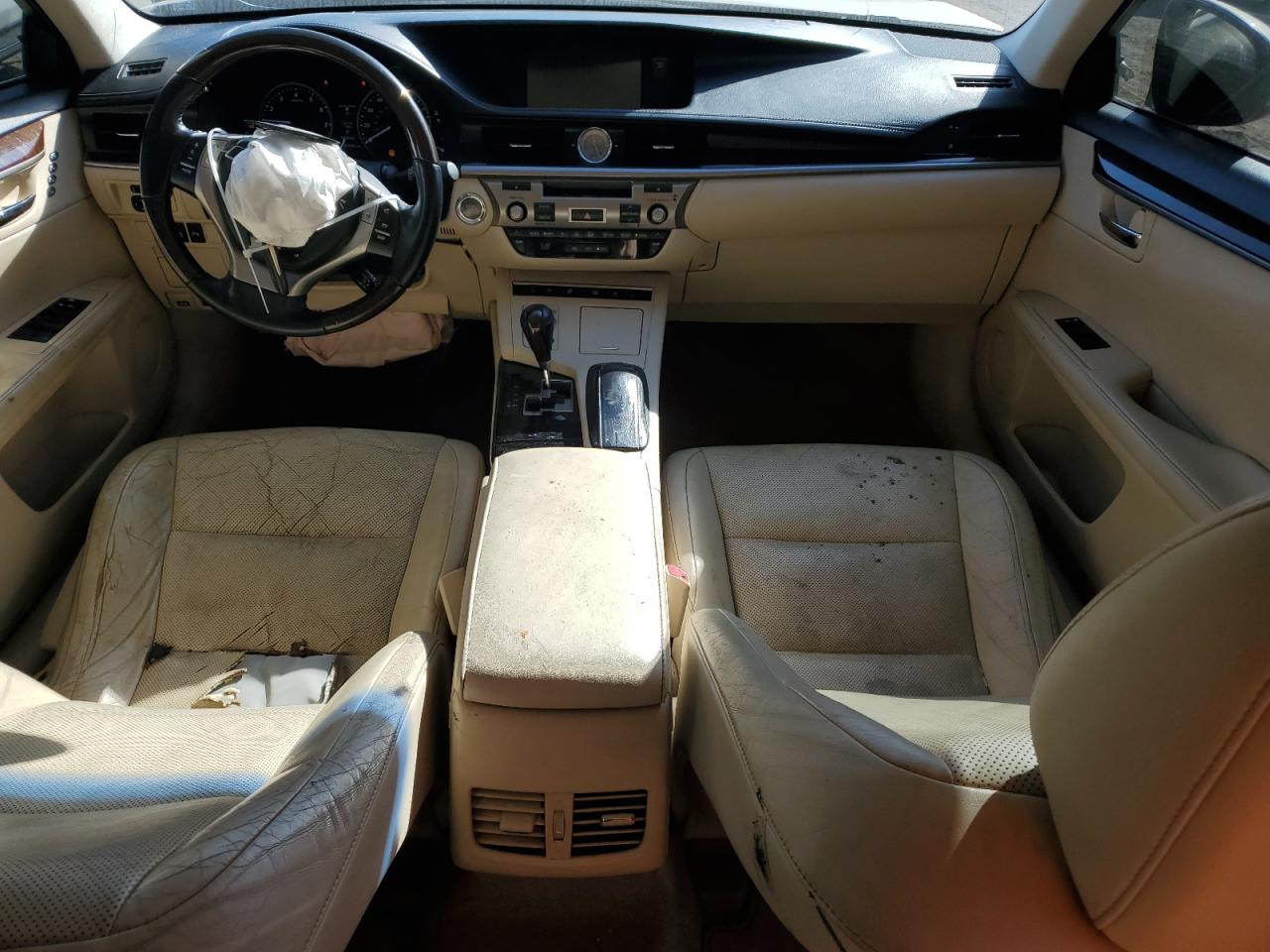 2013 Lexus ES - Image 8