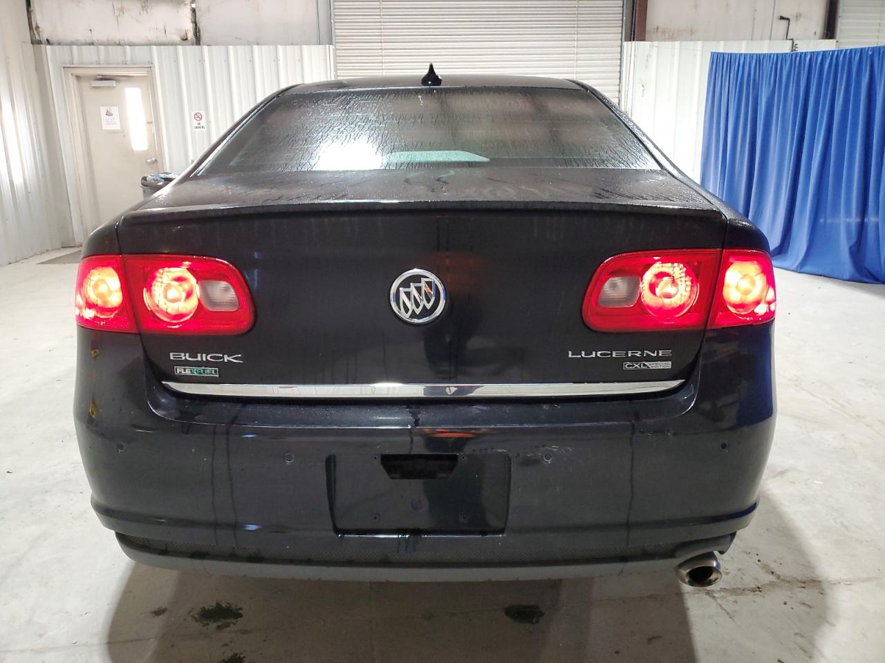 2010 Buick Lucerne - Image 6