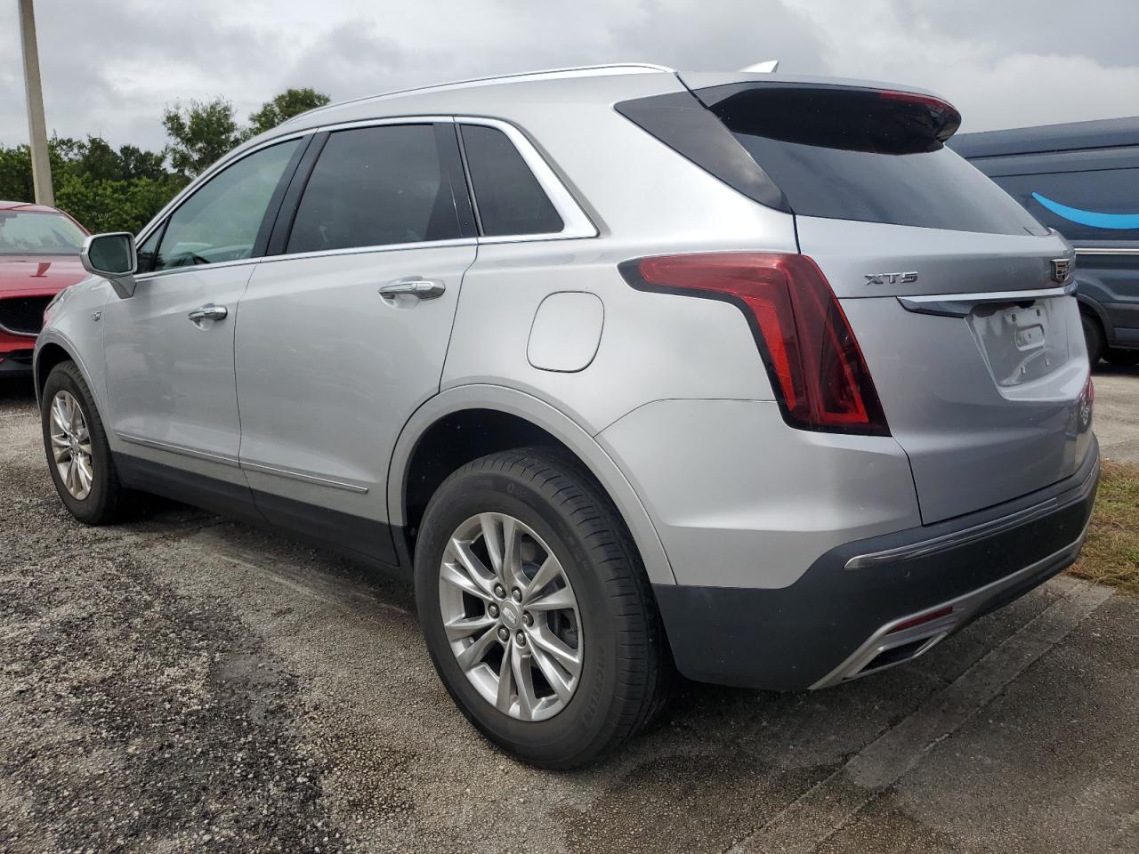 2020 Cadillac XT5 - Image 2