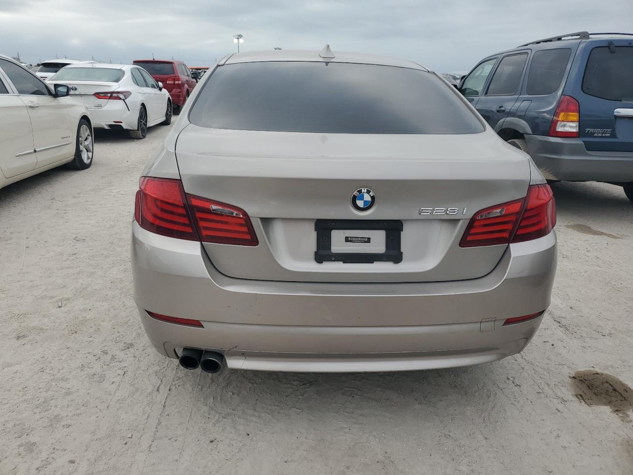 WBAXG5C53DDY30708 2013 BMW 528 I