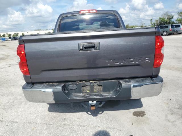 TOYOTA TUNDRA 2018 Szary