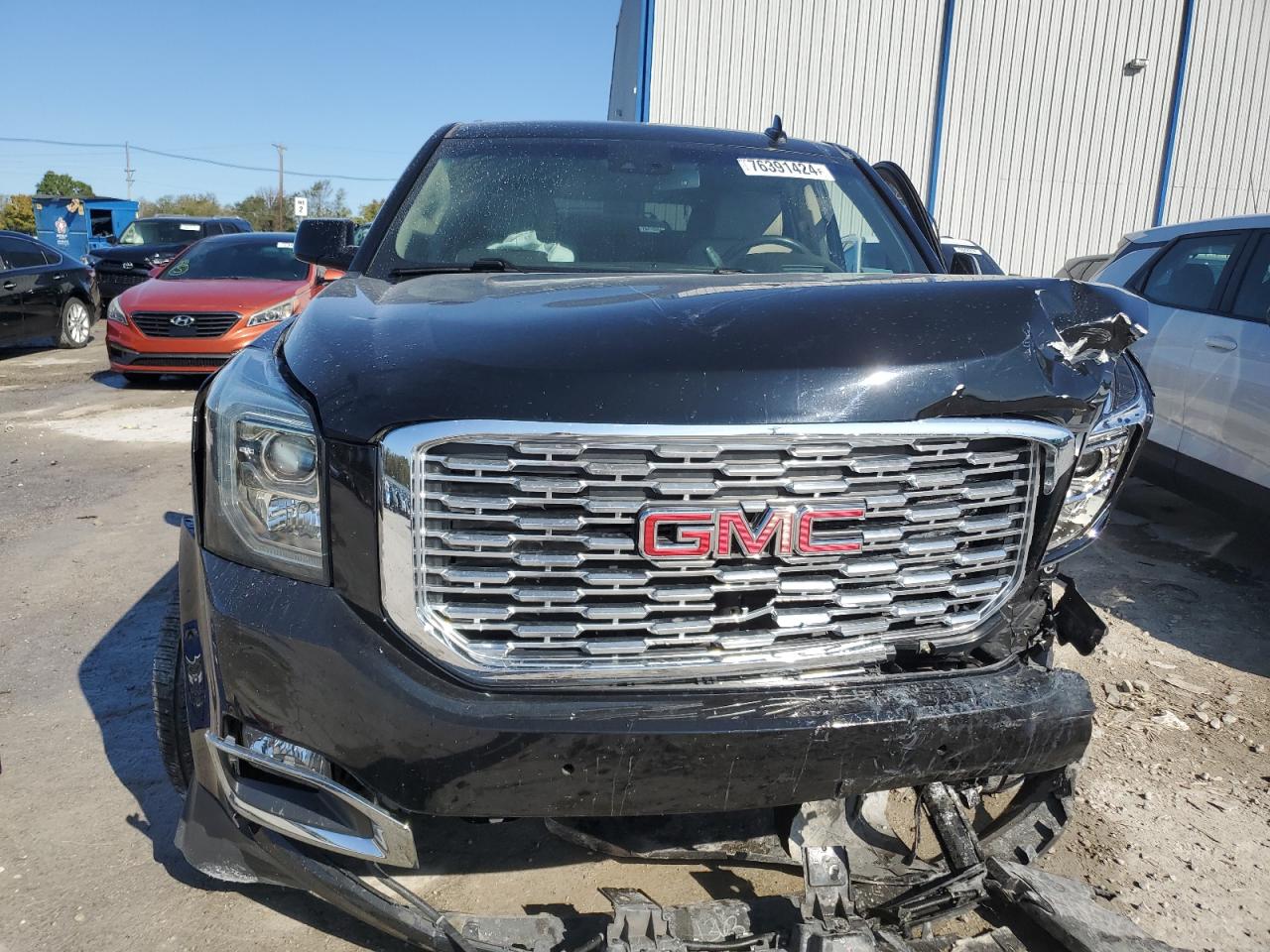 2019 GMC Yukon Denali VIN: 1GKS2CKJ7KR373856 Lot: 76391424