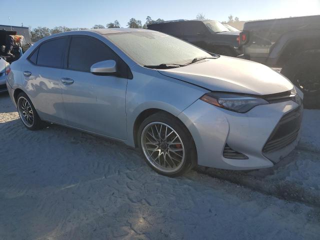  TOYOTA COROLLA 2017 Серебристый