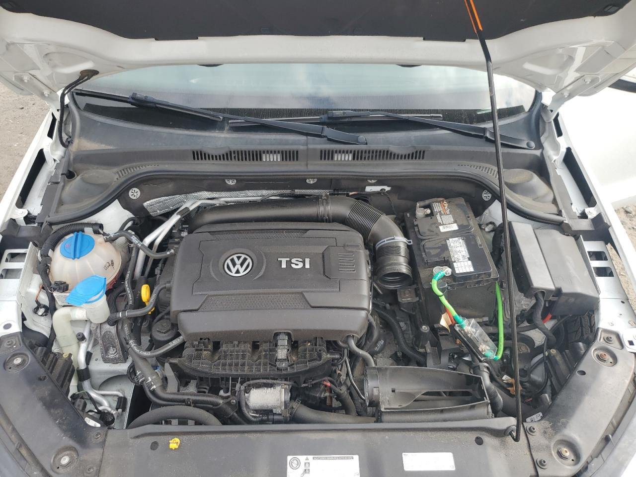 3VWD17AJ7EM323557 2014 Volkswagen Jetta Se