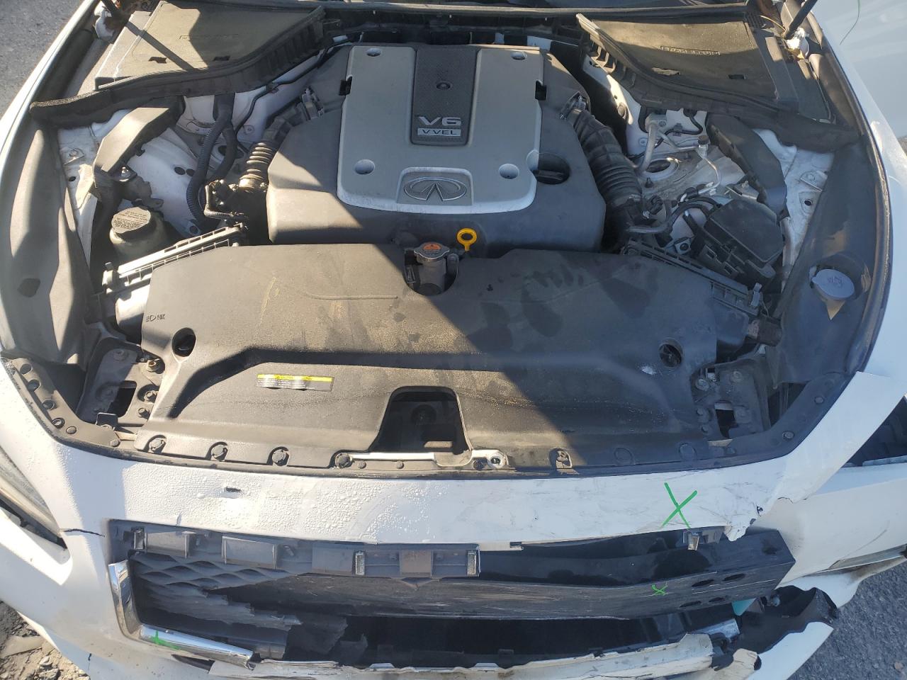 2015 Infiniti Q50 - Image 11