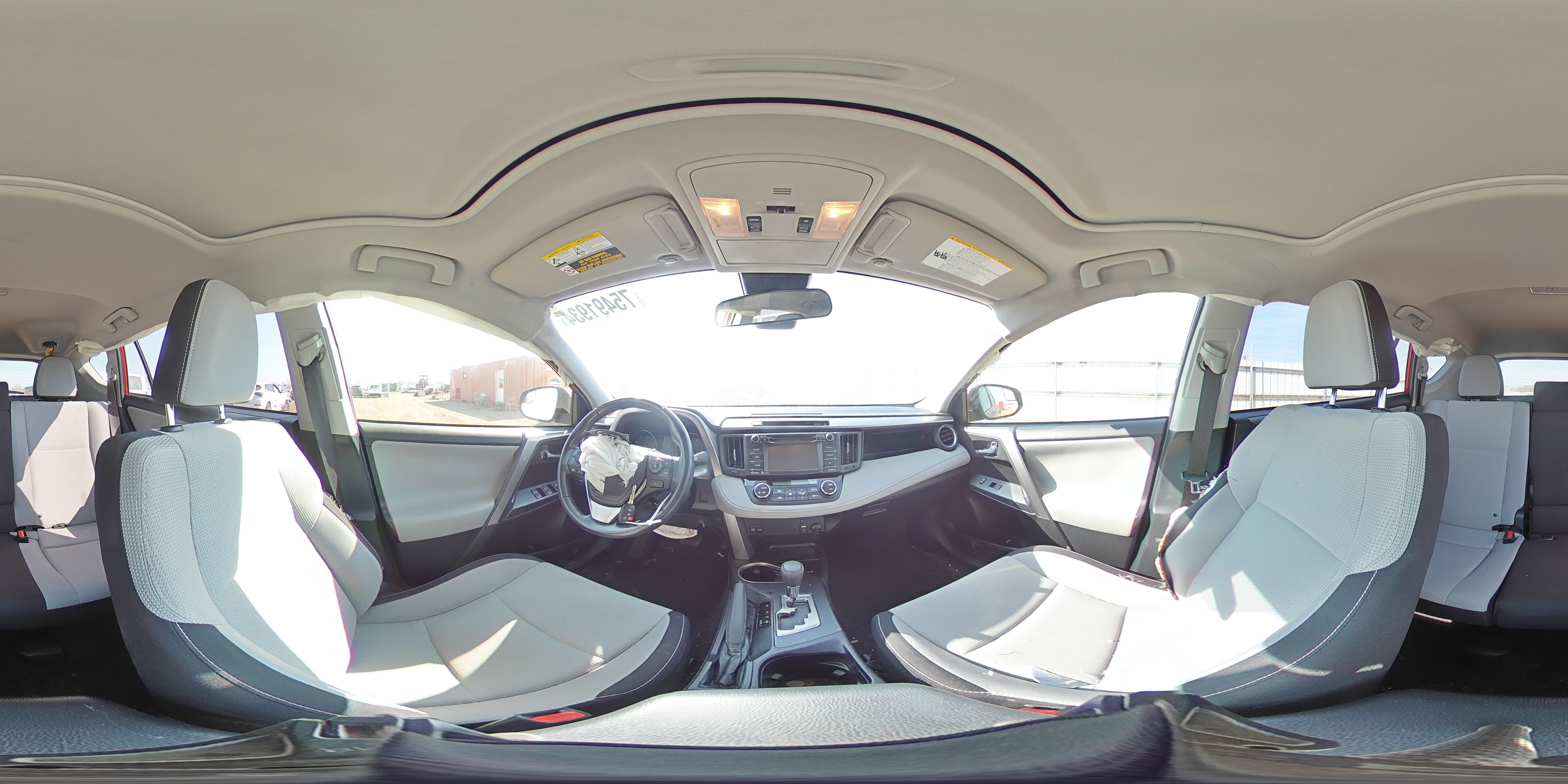 2017 Toyota RAV 4 - Image 13