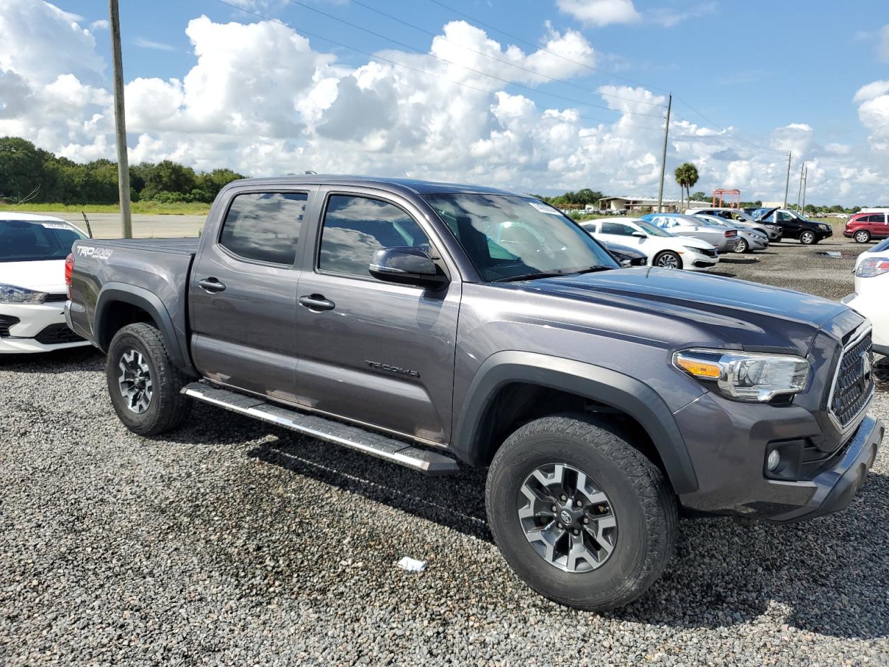 5TFCZ5AN5JX162967 2018 Toyota Tacoma Double Cab