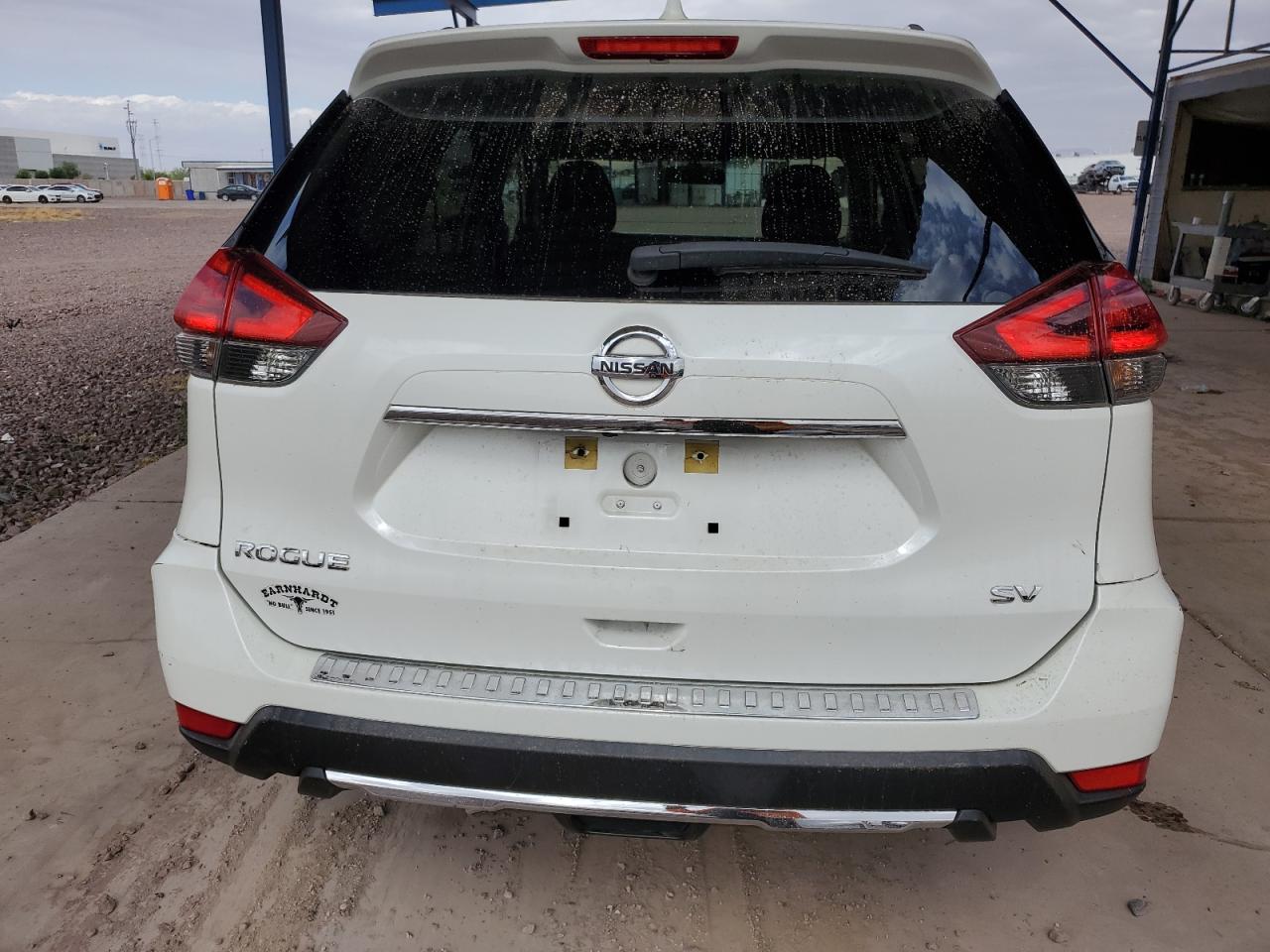 2017 Nissan Rogue - Image 6