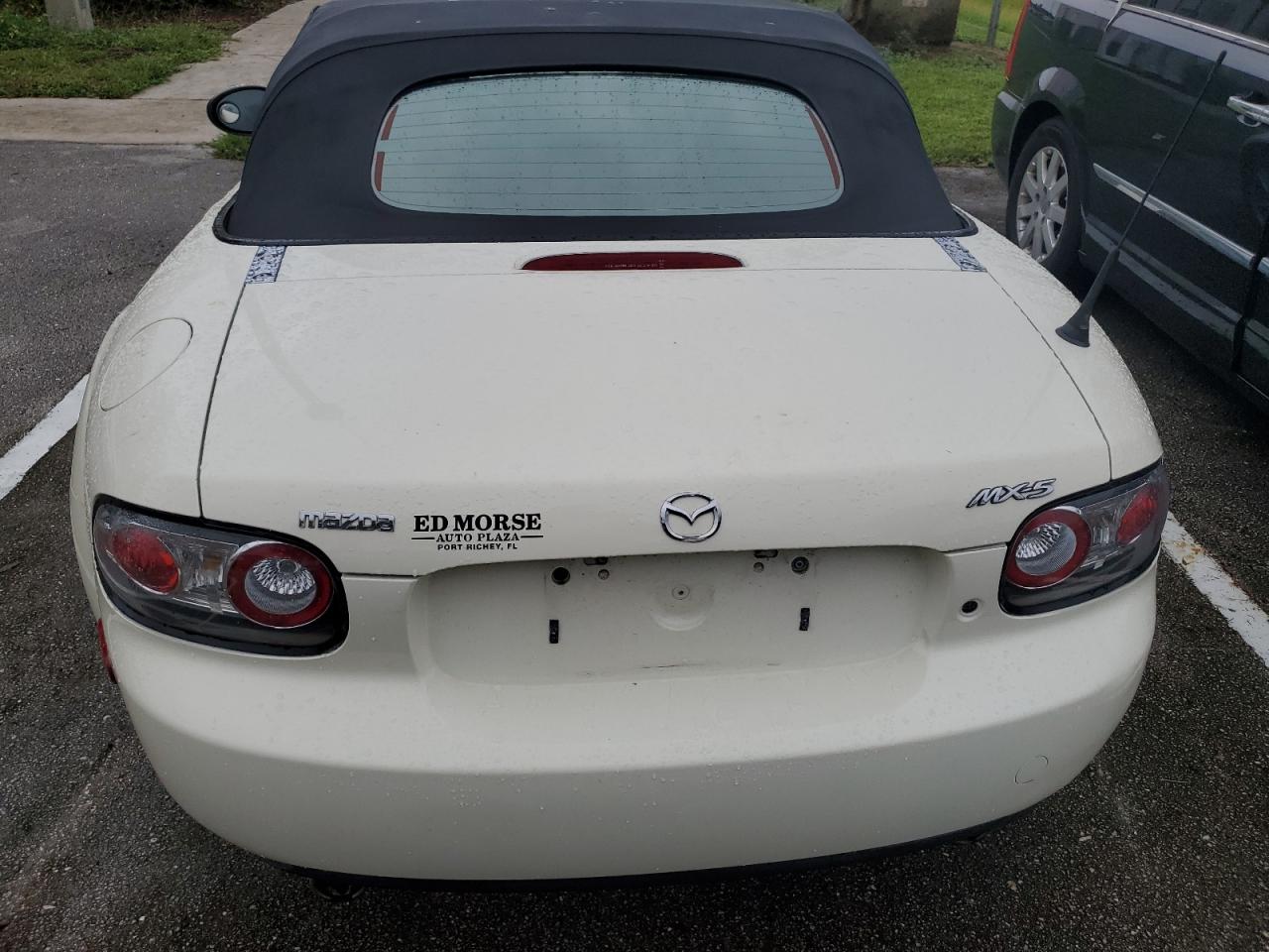 JM1NC25F760116682 2006 Mazda Mx-5 Miata