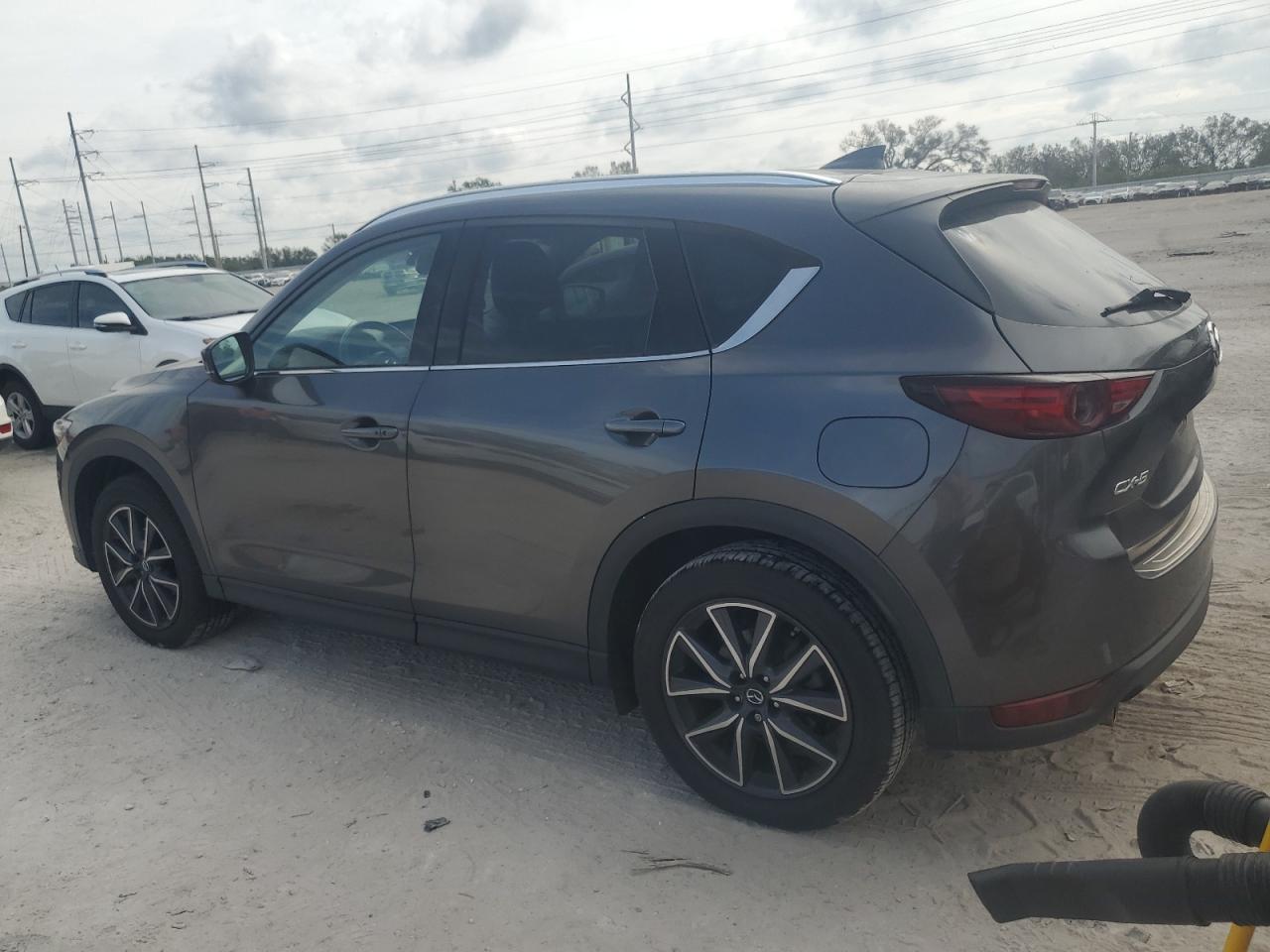 2018 Mazda CX-5 - Image 2
