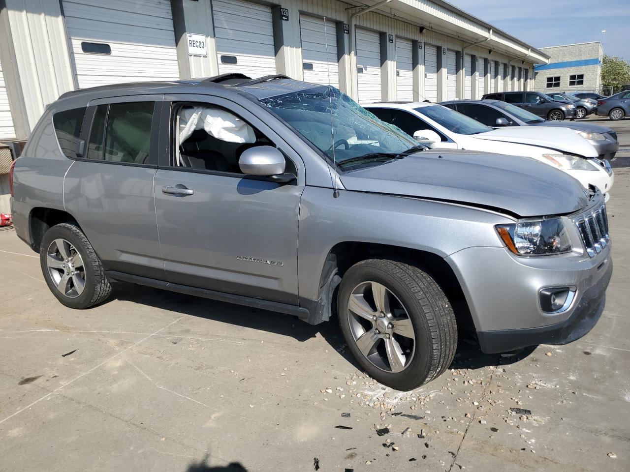 2016 Jeep Compass - Image 4
