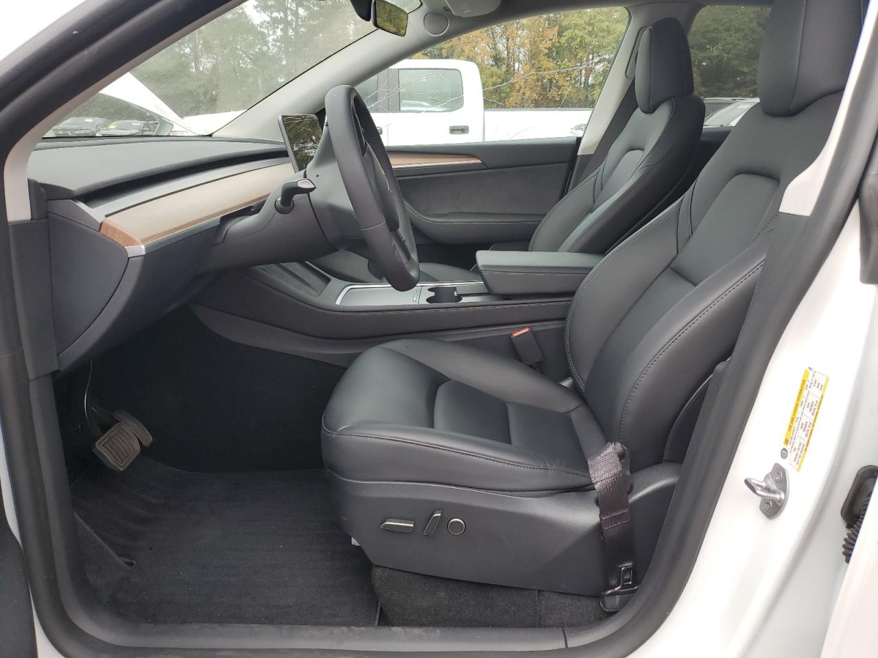 Фото: 7SAYGAEE5PF799717 - 7