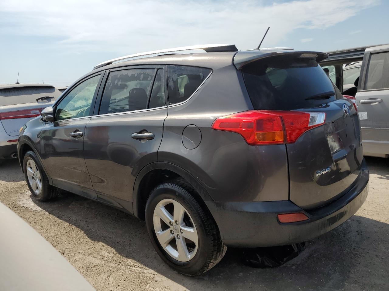 VIN JTMWFREV6D5003592 2013 TOYOTA RAV4 no.2