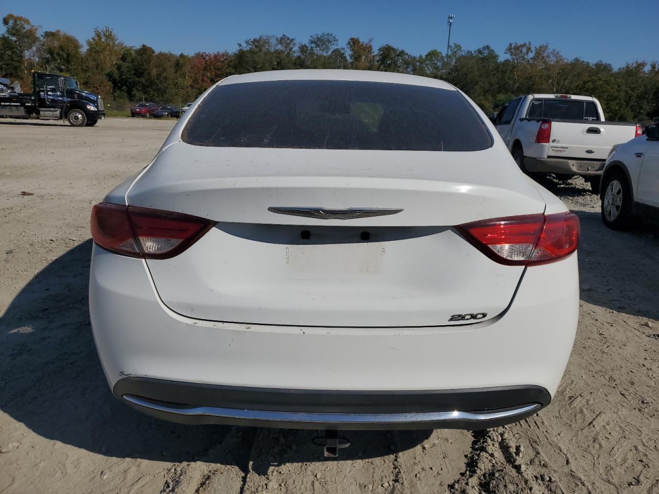 2015 Chrysler 200 Limited VIN: 1C3CCCAB5FN585552 Lot: 76894824