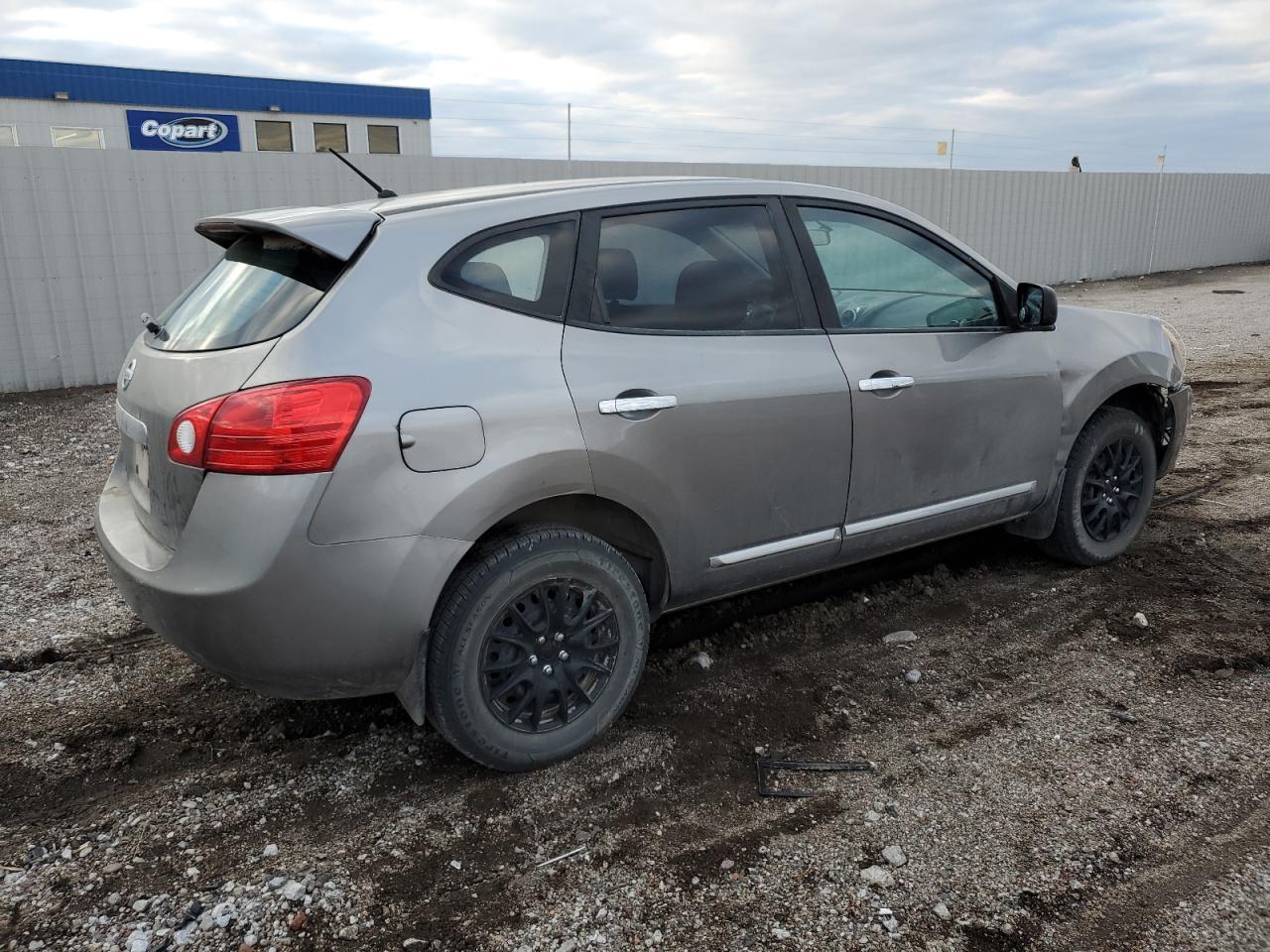 2013 Nissan Rogue - Image 3