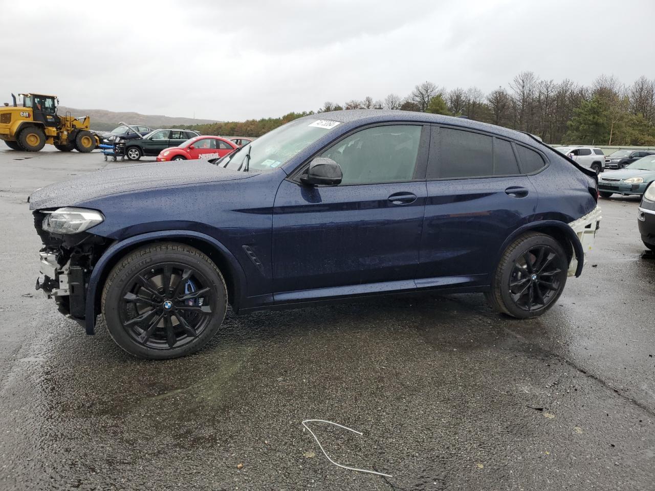 5UX43DT06N9L42565 2022 BMW X4 - Image 1