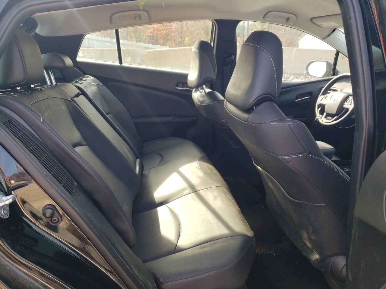 2021 Toyota Prius - Image 11