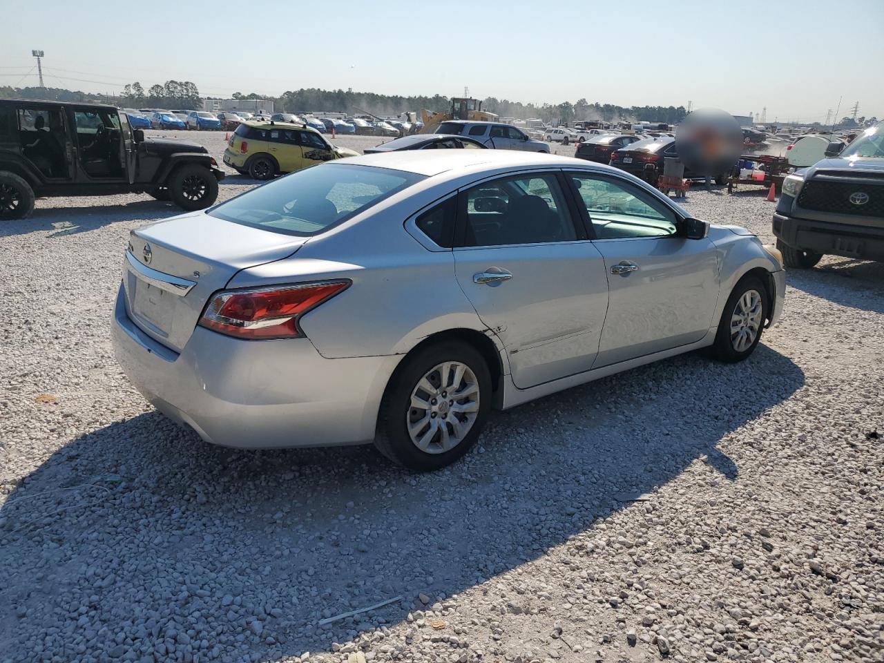 2015 Nissan Altima - Image 3