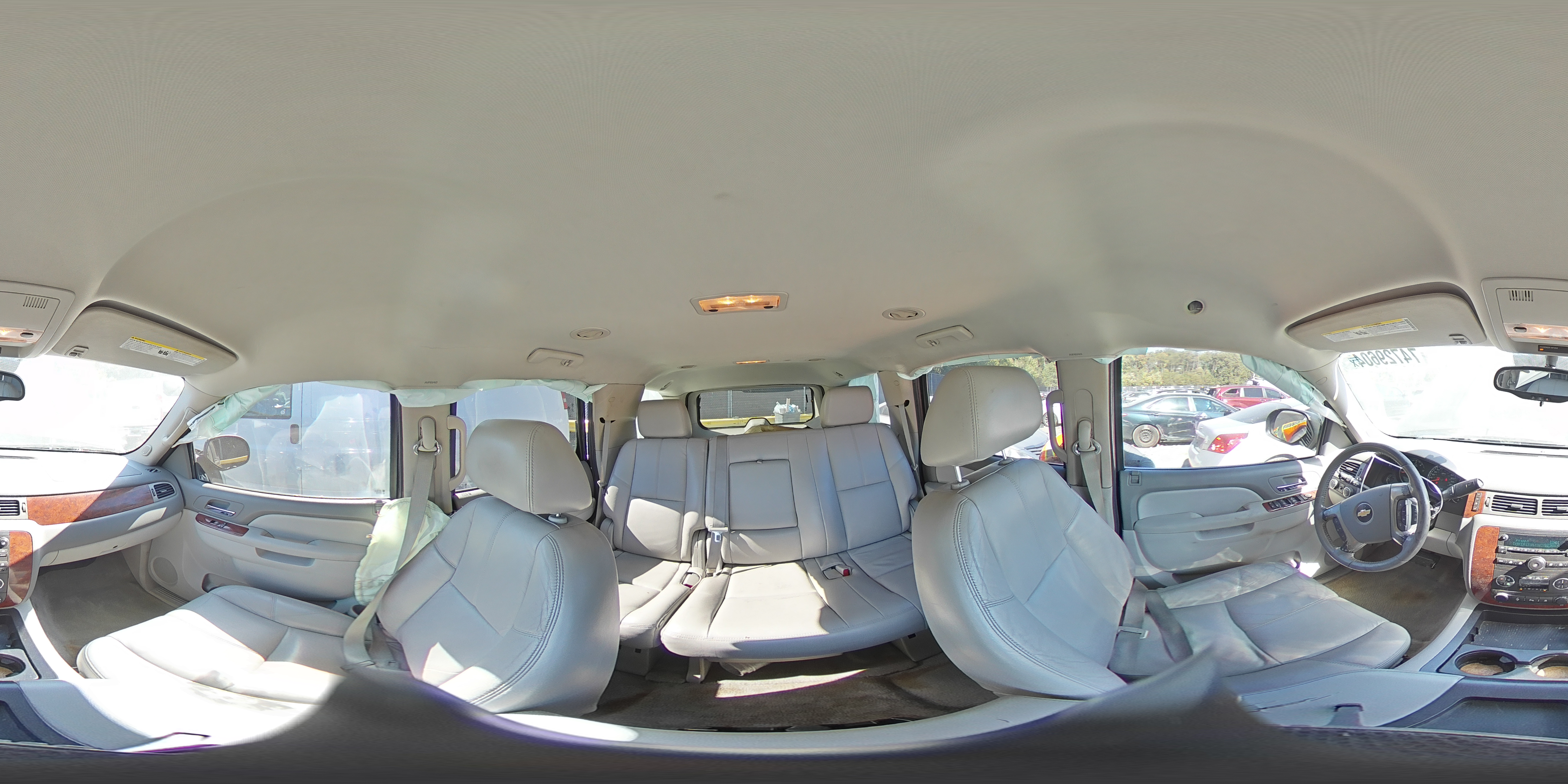 2011 Chevrolet Tahoe - Image 13