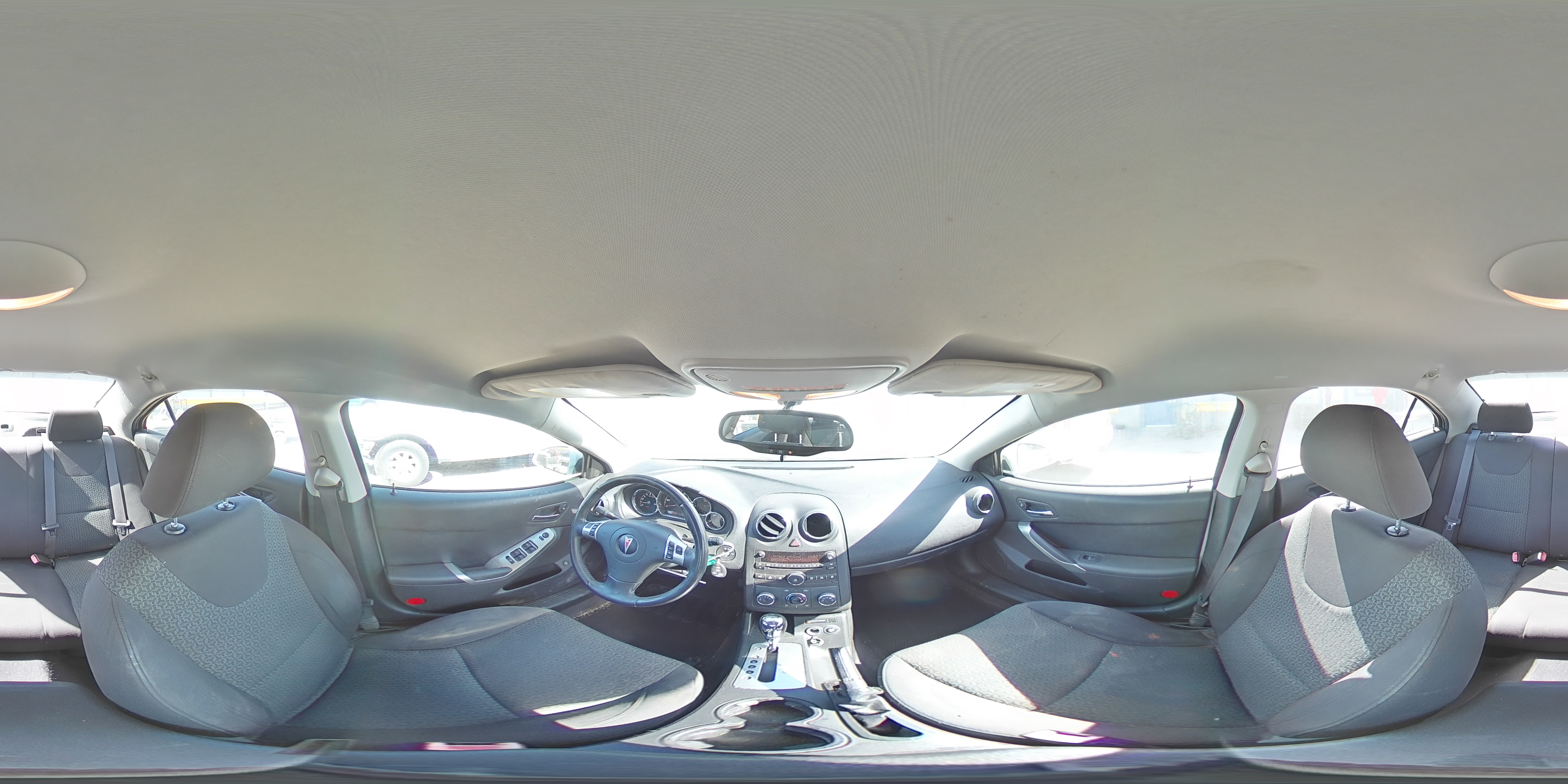 2010 Pontiac G6 - Image 13
