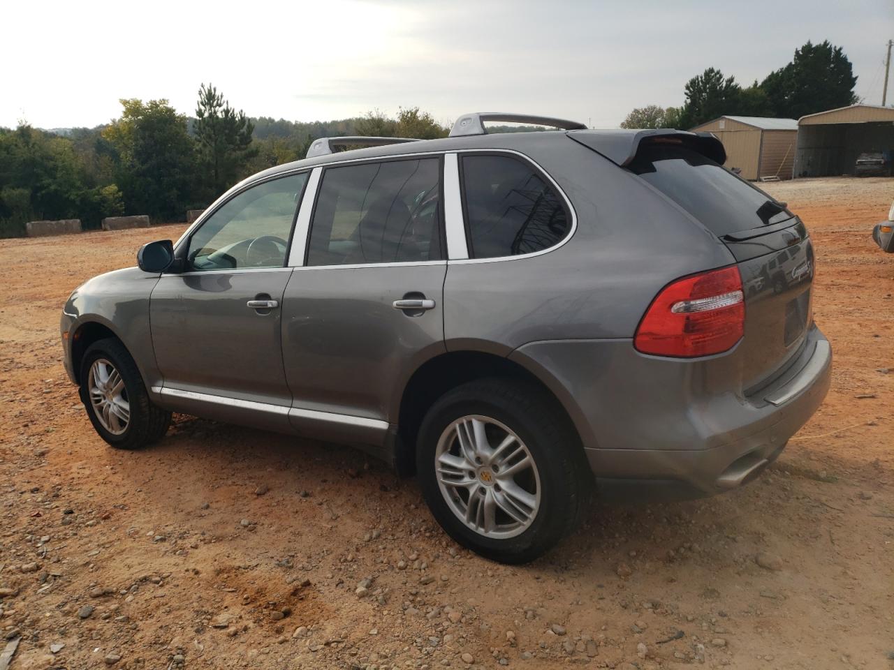 2009 Porsche Cayenne - Image 2