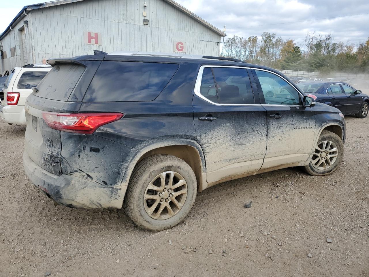 2018 Chevrolet Traverse - Image 3
