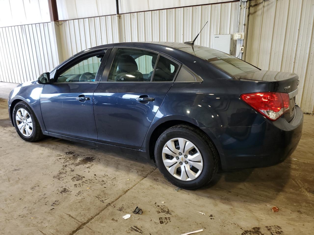 2014 Chevrolet Cruze - Image 2