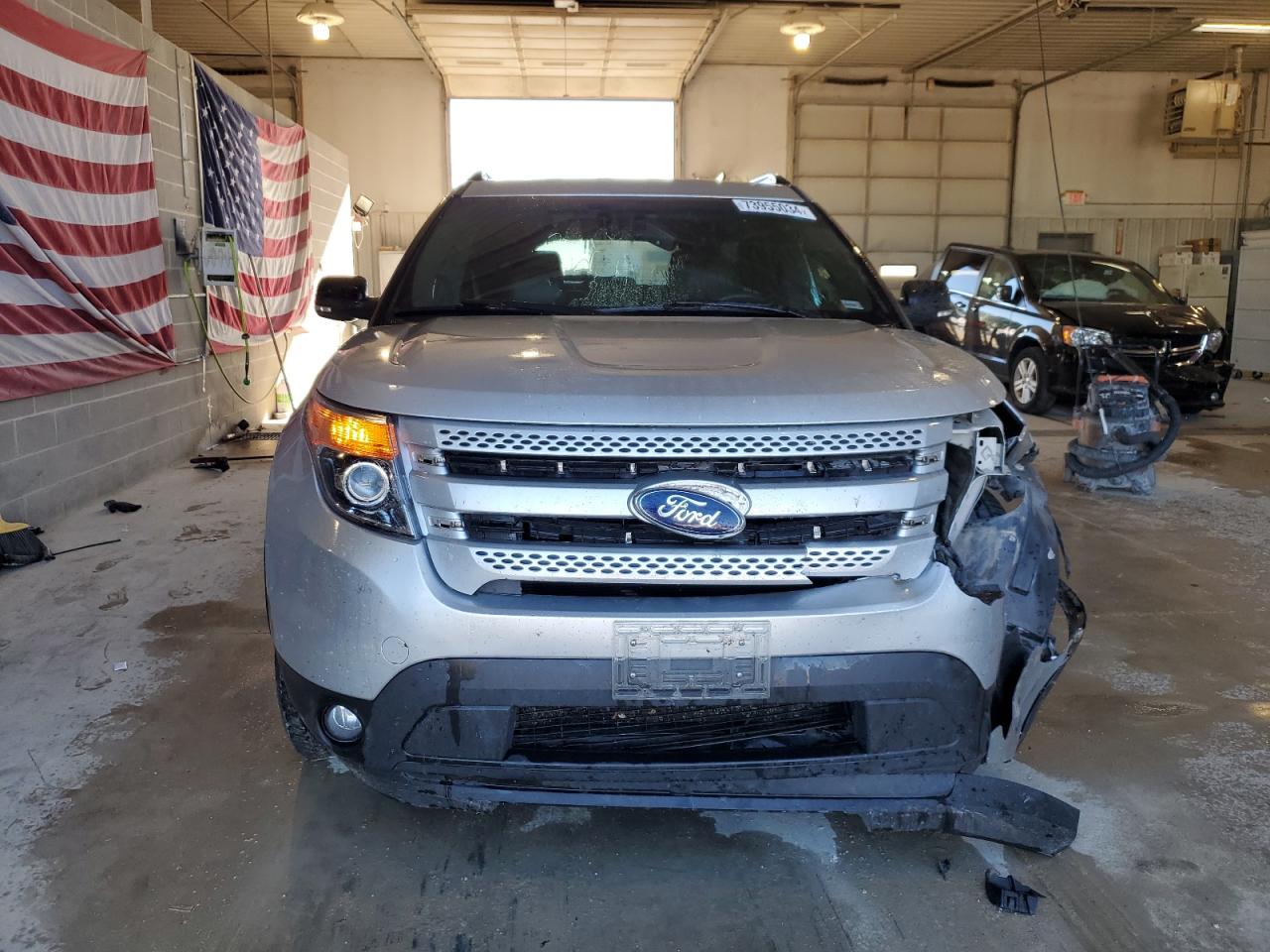 2015 Ford Explorer - Image 5