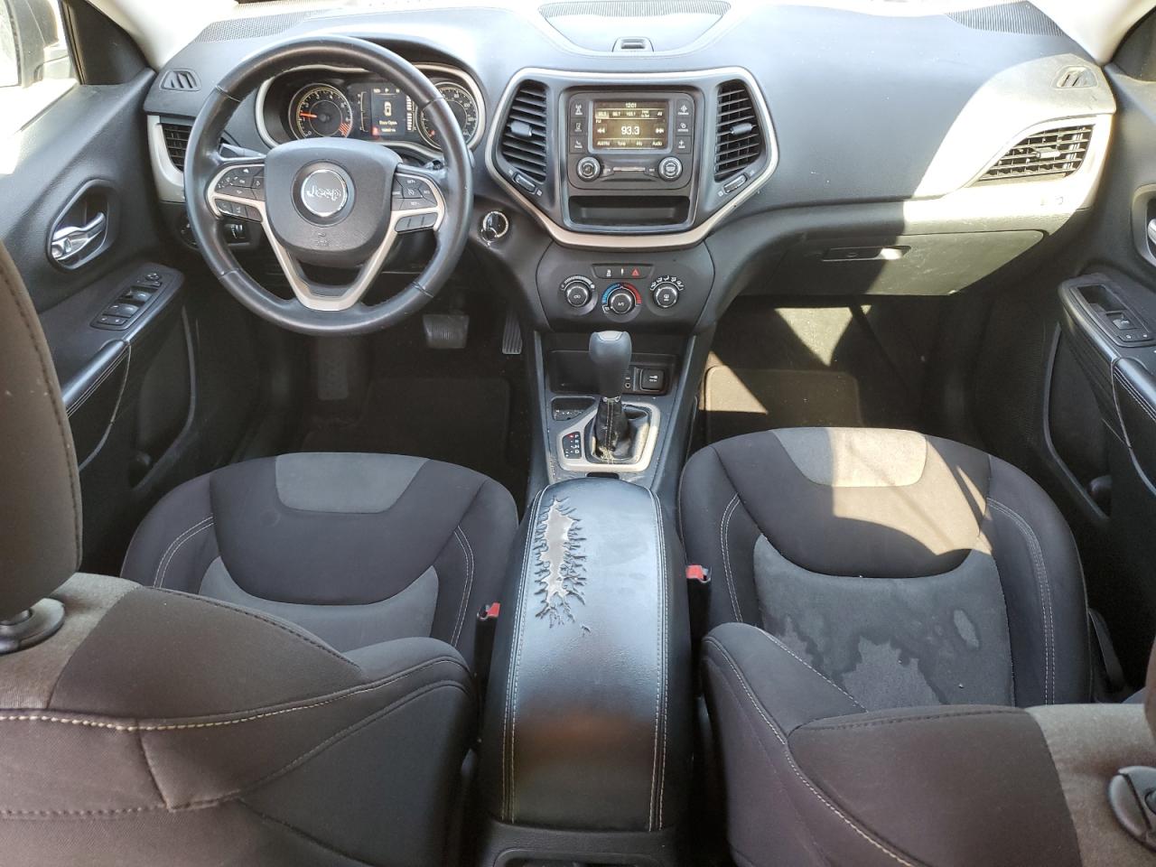 2015 Jeep Grand Cherokee - Image 8